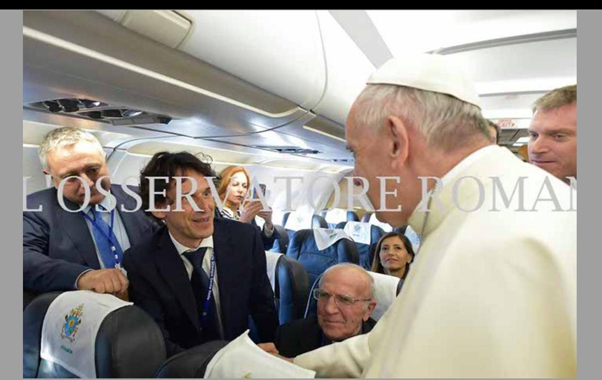 Papal Flight Osservatore Romano